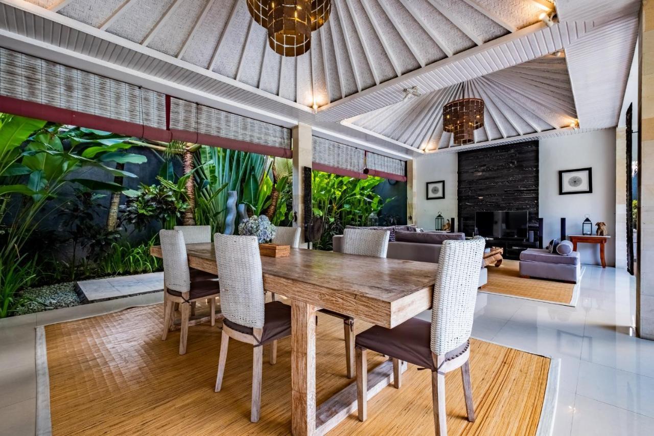 Central Seminyak Villa Martini מראה חיצוני תמונה