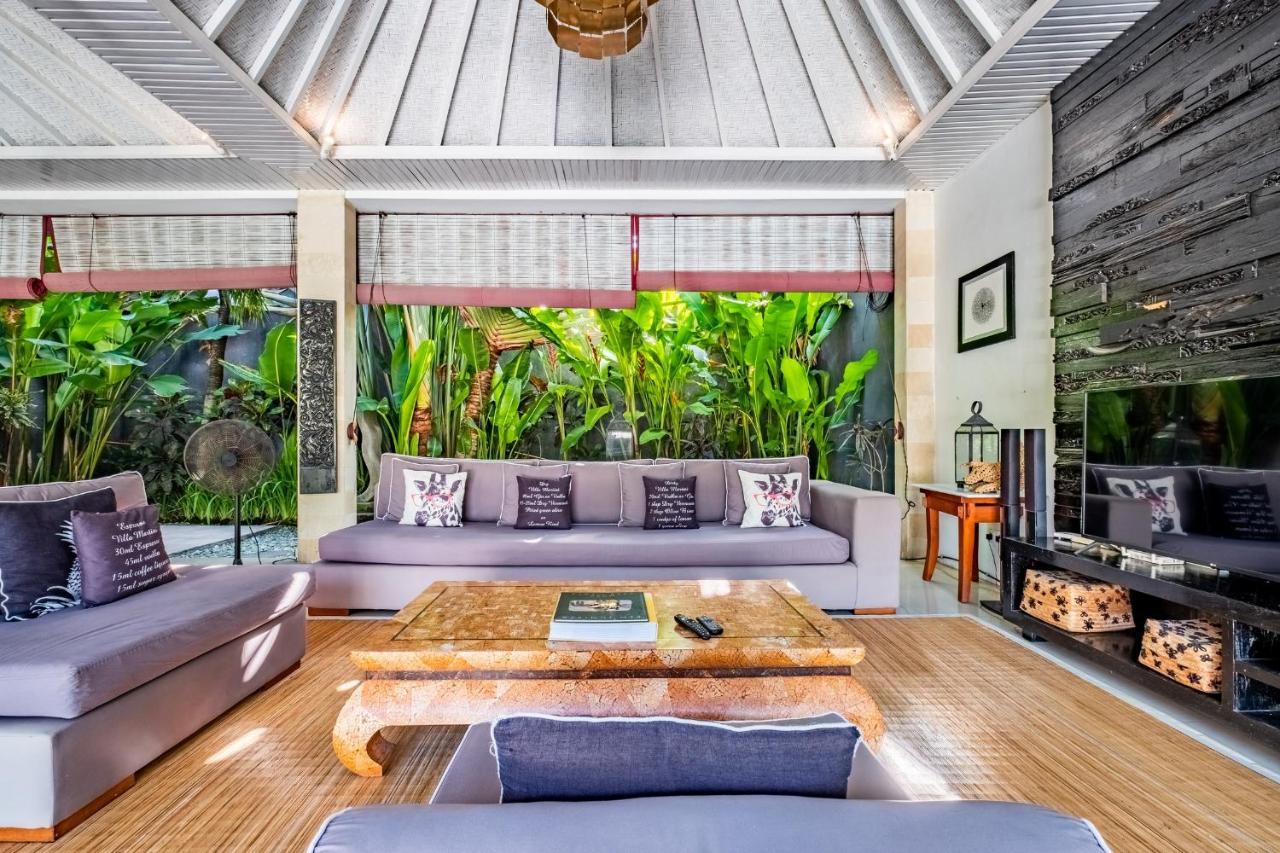 Central Seminyak Villa Martini מראה חיצוני תמונה